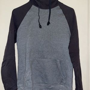 Black and gray ! From champion !